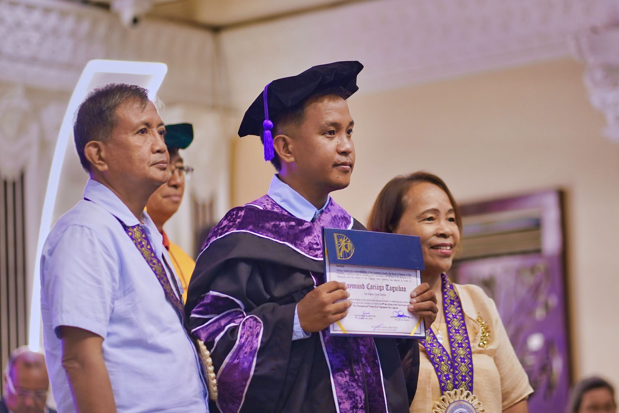 24TH-GRAD-COL-PHOTOSET photo 27